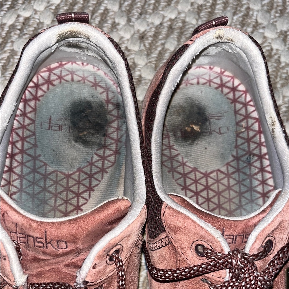 🌺Dansko Women's Pink and Brown Sneakers some wear on heels - still comfy fun - Picture 6 of 10